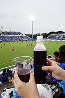 横浜FC 三ツ沢球技場 ワイン