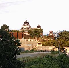 朝焼けの熊本城