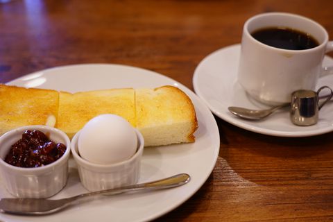 喫茶まつば クラシックビターブレンド ＋ 小倉トーストとゆで卵