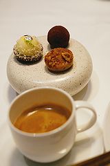フィリップ・ミル東京 お茶とお菓子