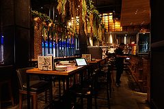 W Yokohama -The Wine Hall- 店内