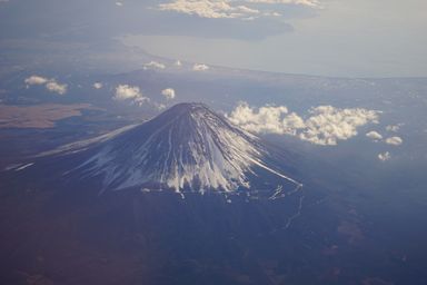 ANA255便から見える富士山