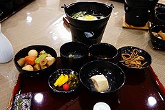 玉泉院 野中会館 お斎