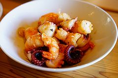 Kitchen-lab KACOM エビとタコの炒め物