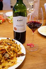 都内のパーティールーム マトンのラグーソース　フェットチーネ