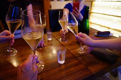 しもかわワイン倶楽部 ワイバーン 乾杯