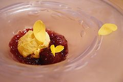 エル ブランシュ ミルクティーアイス 葡萄のジュレ