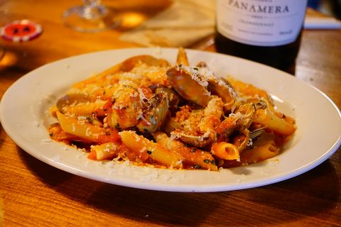 フェニコッテロ ボンゴレ ロッソ