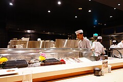 たつみ寿司 店内