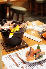 立呑み 魚椿 鮭とば