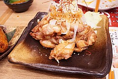 肉汁餃子のダンダダン 都立大学店 パリパリ油淋鶏