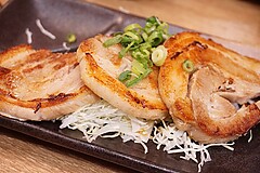 肉汁餃子のダンダダン 都立大学店 特製炙りチャーシュー