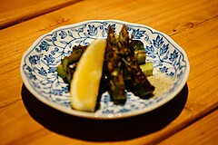 魚炉魚炉寿し アスパラ焼き