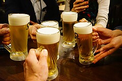 鯨の胃袋 西新橋本店 乾杯
