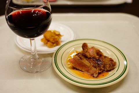 田沢湖レイクリゾート 牛ステーキ鉄板焼きと赤ワイン