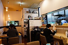 豊海ワイン食堂 店内
