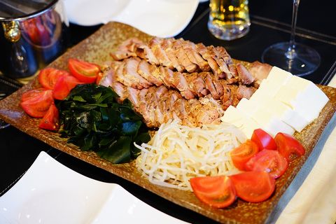 安ワイン道場 豚肩ロースの幽庵焼き