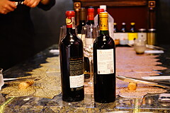 menu & wine ＜eld 店内